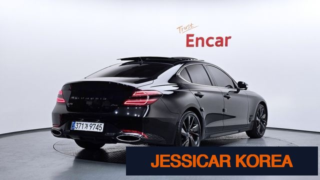 2021 Genesis The New G70 - Thumbnail 11
