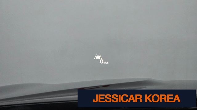 2021 Genesis The New G70 - Thumbnail 13