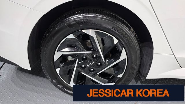 2024 Kia The New K5 Hybrid 3rd Generation - Thumbnail 15