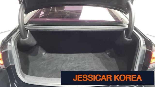 2017 Genesis G80 - Thumbnail 9