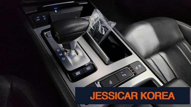 2017 Genesis G80 - Thumbnail 15
