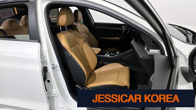 2021 Kia K5 3rd Gen - Thumbnail 3