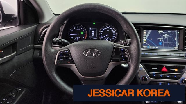 2018 Hyundai Avante AD - Thumbnail 17