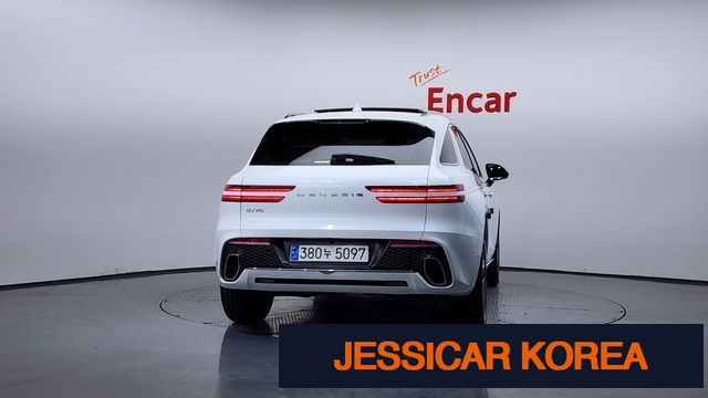 2023 Genesis GV70 - Thumbnail 2