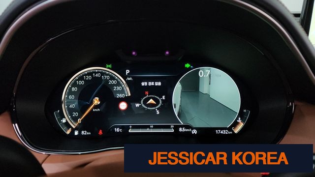 2023 Genesis GV70 - Thumbnail 19
