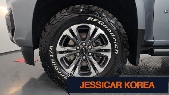 2021 Chevrolet Real New Colorado - Thumbnail 11