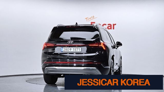 2021 Hyundai The New Santa Fe - Thumbnail 4