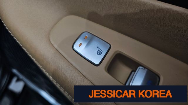 2021 Hyundai The New Santa Fe - Thumbnail 19