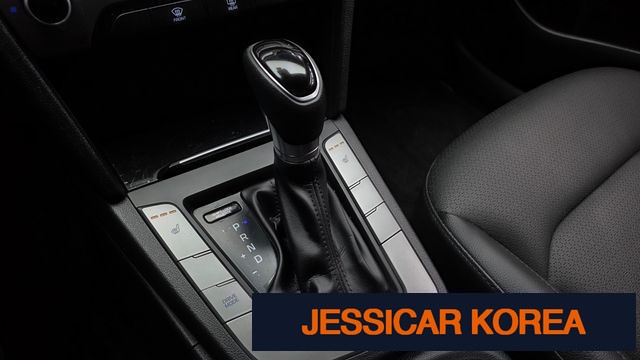 2017 Hyundai Avante AD - Thumbnail 13