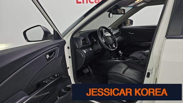 2022 KG Mobility Very New Tivoli - Thumbnail 13