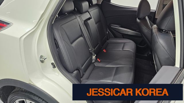 2022 KG Mobility Very New Tivoli - Thumbnail 14