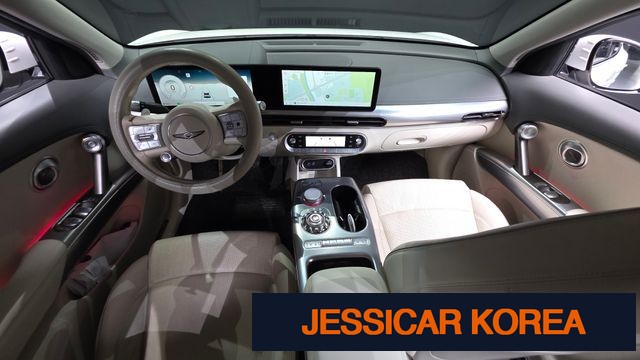 2022 Genesis GV60 - Thumbnail 2