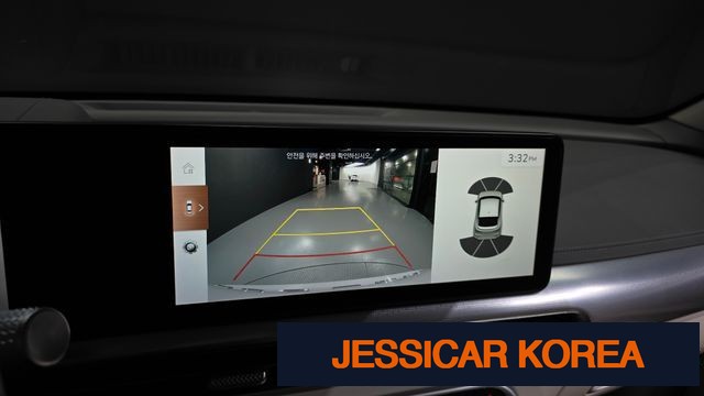 2022 Genesis GV60 - Thumbnail 13