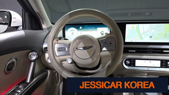 2022 Genesis GV60 - Thumbnail 17