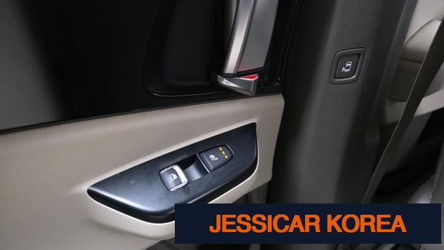 2022 Kia Carnival 4th Gen - Thumbnail 17