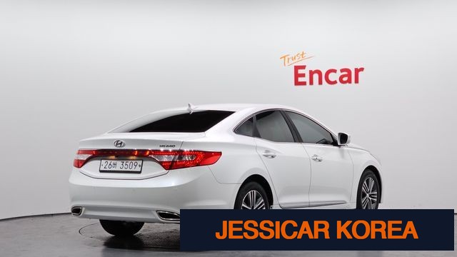 2014 Hyundai Grandeur HG - Thumbnail 2