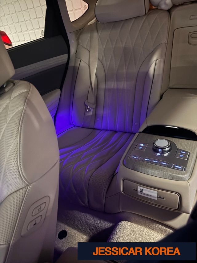 2026 Genesis G80 (RG3) - Thumbnail 8