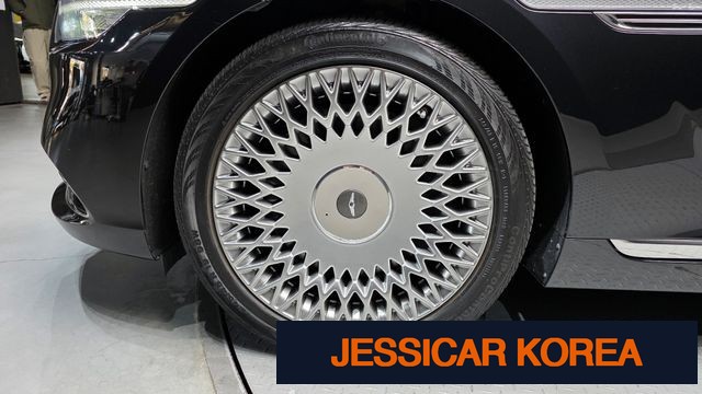 2021 Genesis G90 - Thumbnail 2
