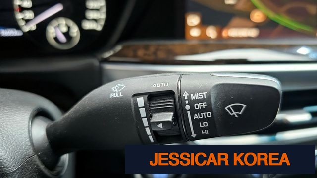 2021 Genesis G90 - Thumbnail 9