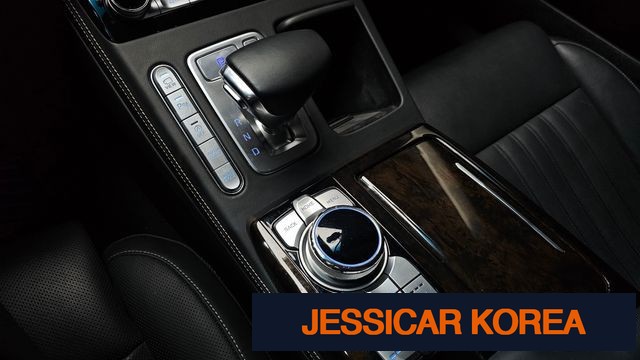 2021 Genesis G90 - Thumbnail 14
