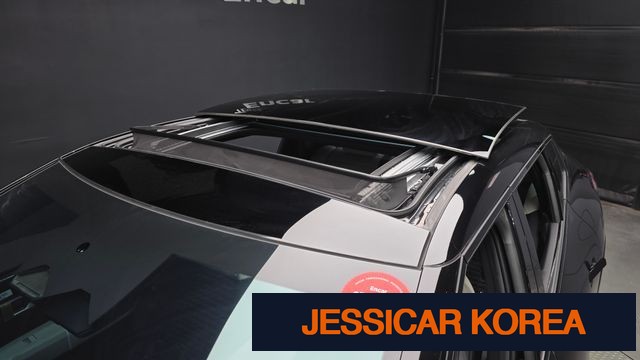 2026 Kia EV4 - Thumbnail 9