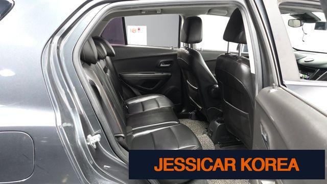 2018 Chevrolet The New Trax - Thumbnail 2