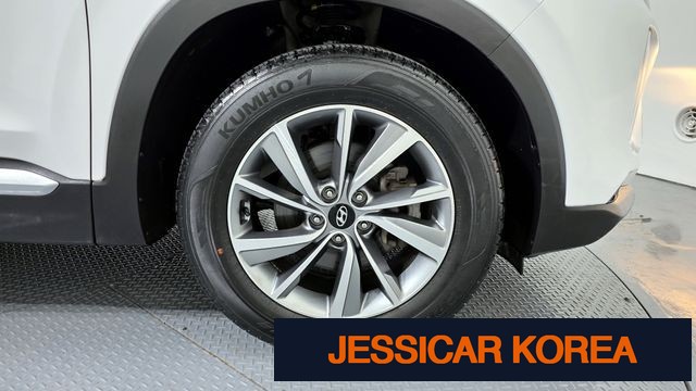 2020 Hyundai Santa Fe TM - Thumbnail 9