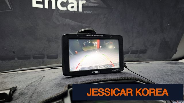 2013 Kia Carnival R - Thumbnail 2