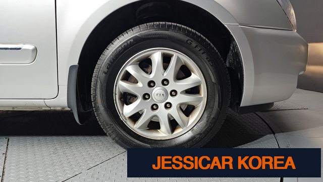 2013 Kia Carnival R - Thumbnail 9