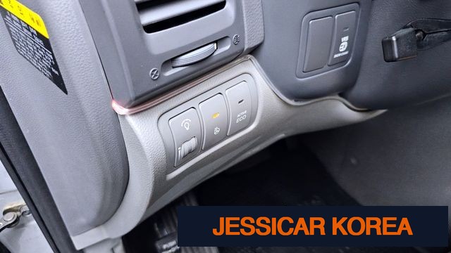 2013 Kia Carnival R - Thumbnail 17