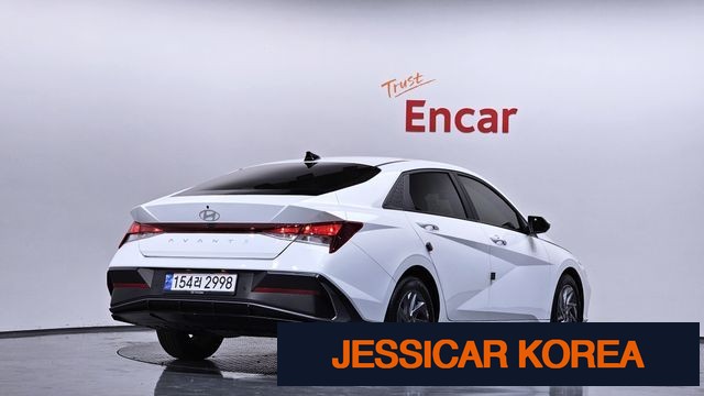 2025 Hyundai The New Avante Hybrid (CN7) - Thumbnail 8