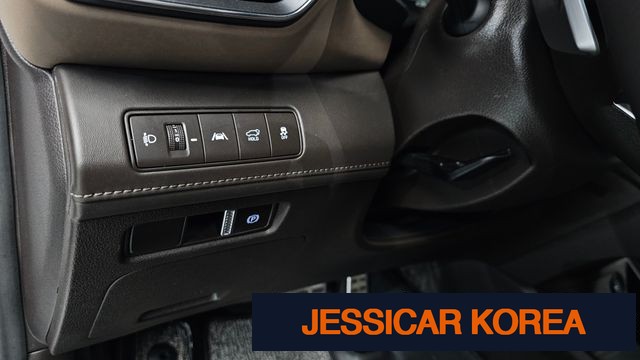 2021 Hyundai The New Santa Fe - Thumbnail 17