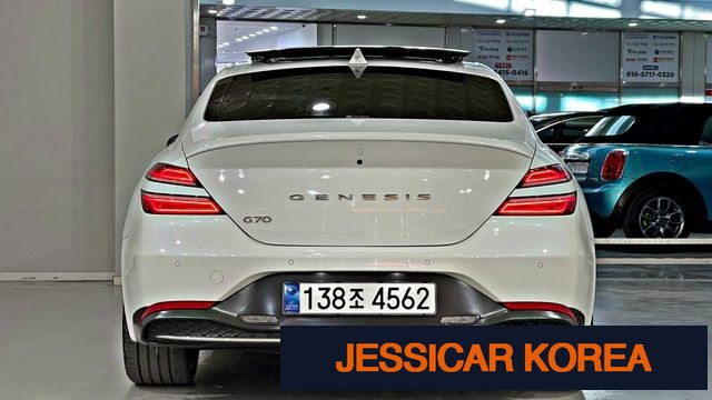 2022 Genesis The New G70 - Thumbnail 6