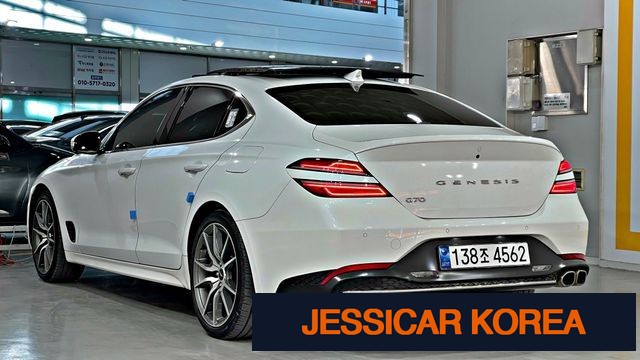 2022 Genesis The New G70 - Thumbnail 8