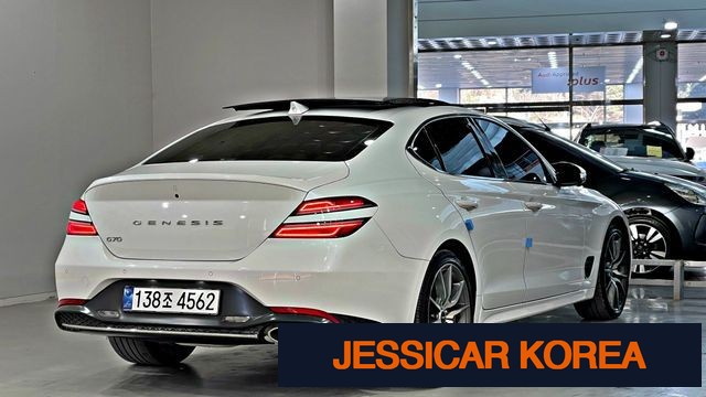 2022 Genesis The New G70 - Thumbnail 12