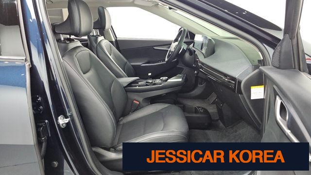 2022 Kia EV6 - Thumbnail 7