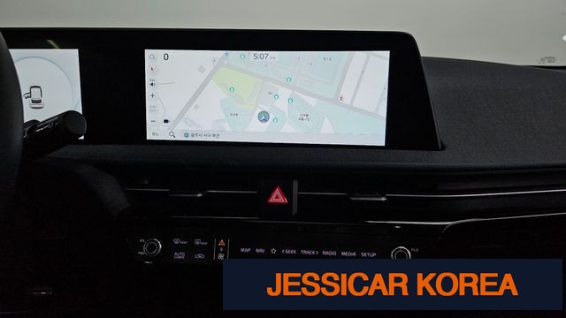 2022 Kia EV6 - Thumbnail 16