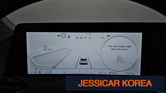 2022 Kia EV6 - Thumbnail 17