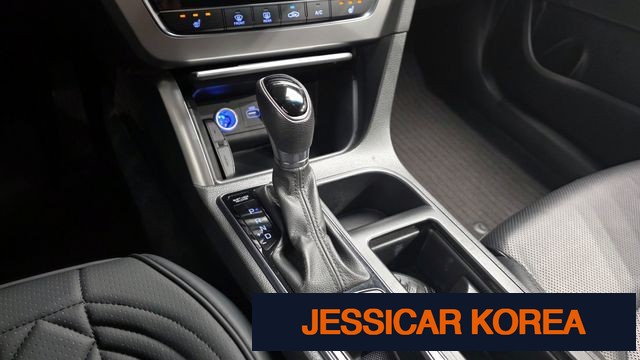 2015 Hyundai LF Sonata - Thumbnail 9