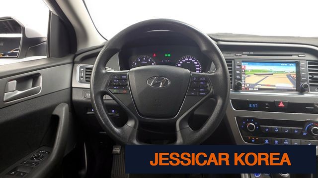 2015 Hyundai LF Sonata - Thumbnail 15