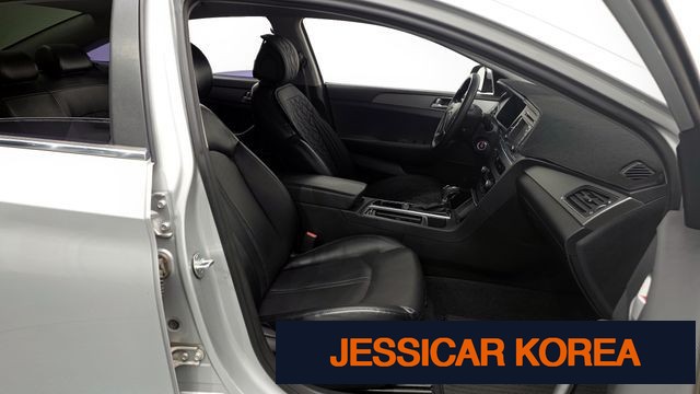 2015 Hyundai LF Sonata - Thumbnail 16