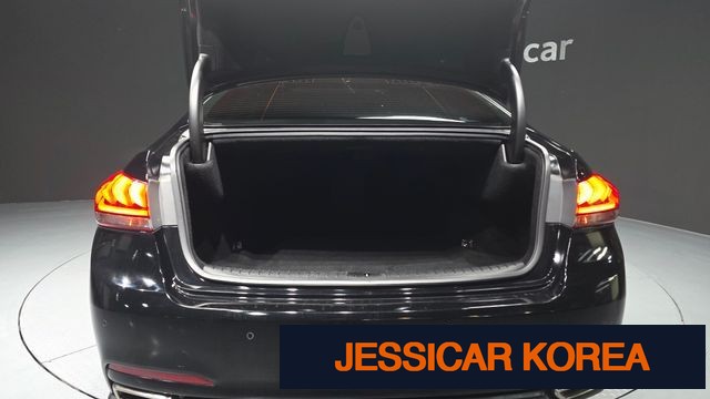2015 Hyundai Genesis DH - Thumbnail 12