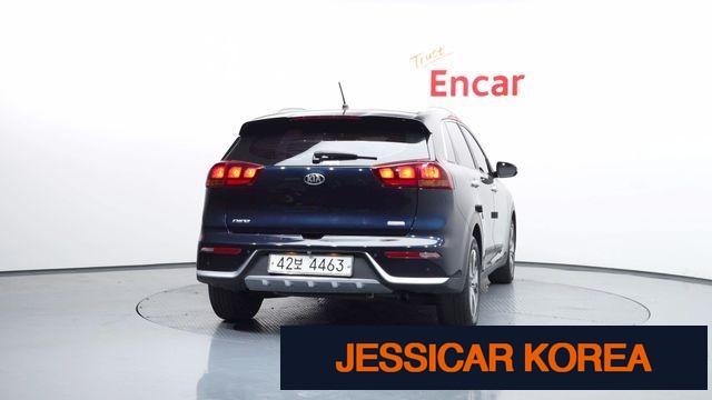 2018 Kia Niro - Thumbnail 12