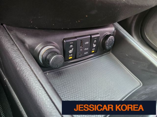 2011 Hyundai Santa Fe CM - Thumbnail 3