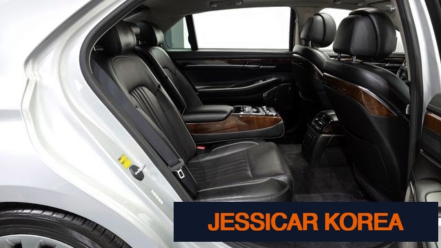 2017 Genesis G90 - Thumbnail 7