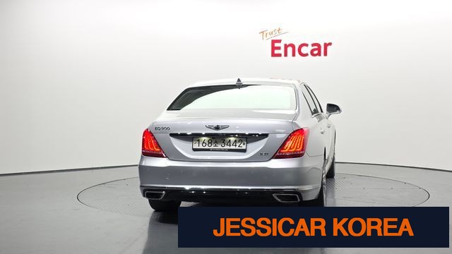 2017 Genesis G90 - Thumbnail 14