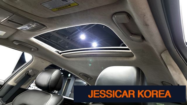 2017 Genesis G90 - Thumbnail 15
