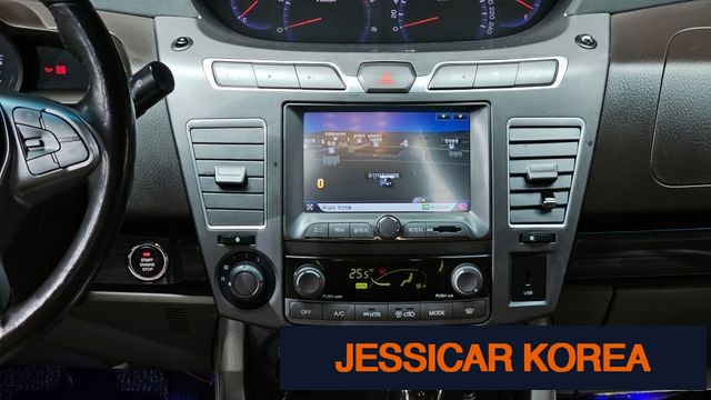 2016 KG Mobility Korando Turismo - Thumbnail 6