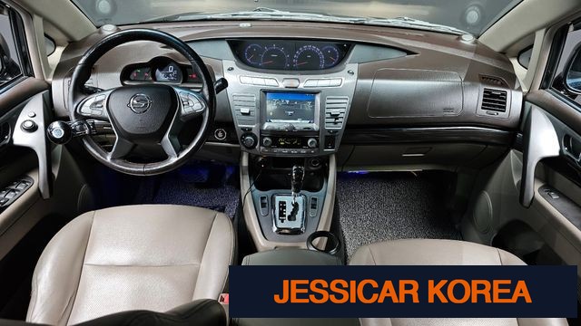 2016 KG Mobility Korando Turismo - Thumbnail 9