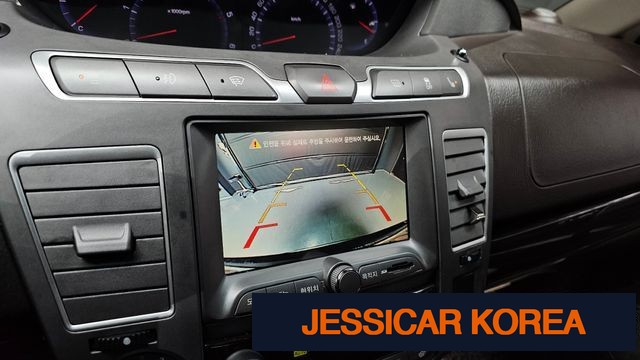 2016 KG Mobility Korando Turismo - Thumbnail 15
